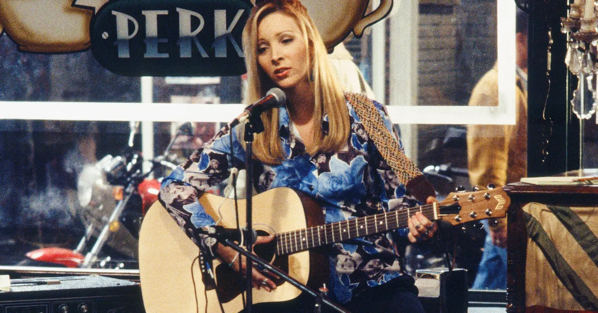 Lisa Kudrow Had A Hand In Writing Phoebe's Friends Songs