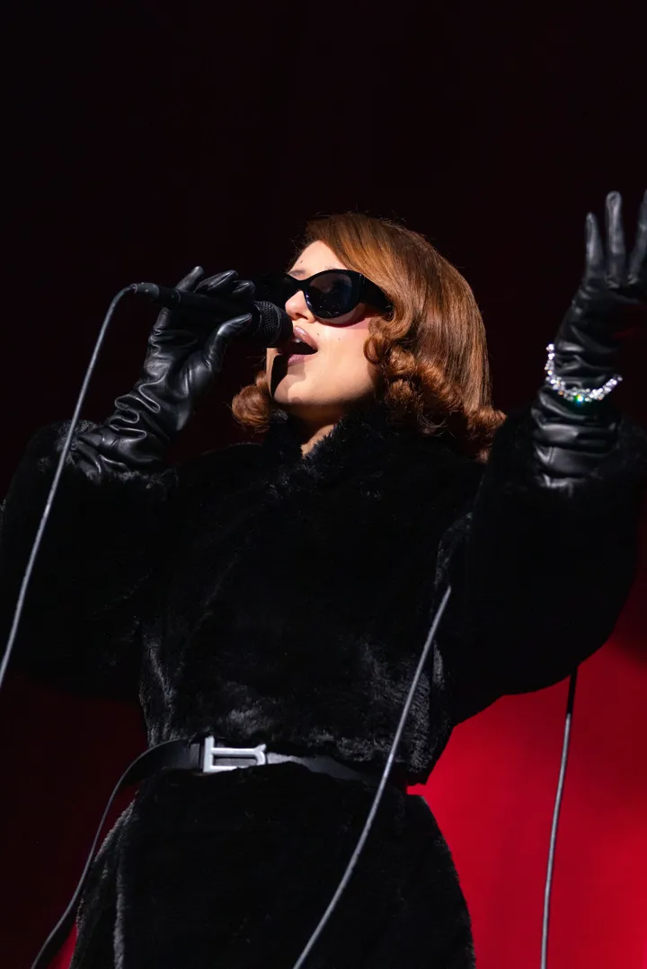 Raye performed a string of hometown shows at London's O2 Arena across February and March