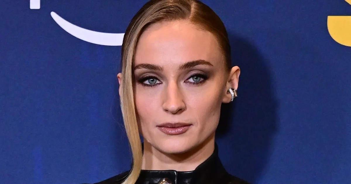 Tomb Raider Pauses Production Following Sophie Turner Injury