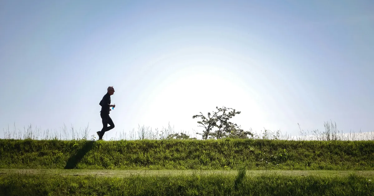 8 Incredible Benefits Of Running (Even For 10 Minutes)