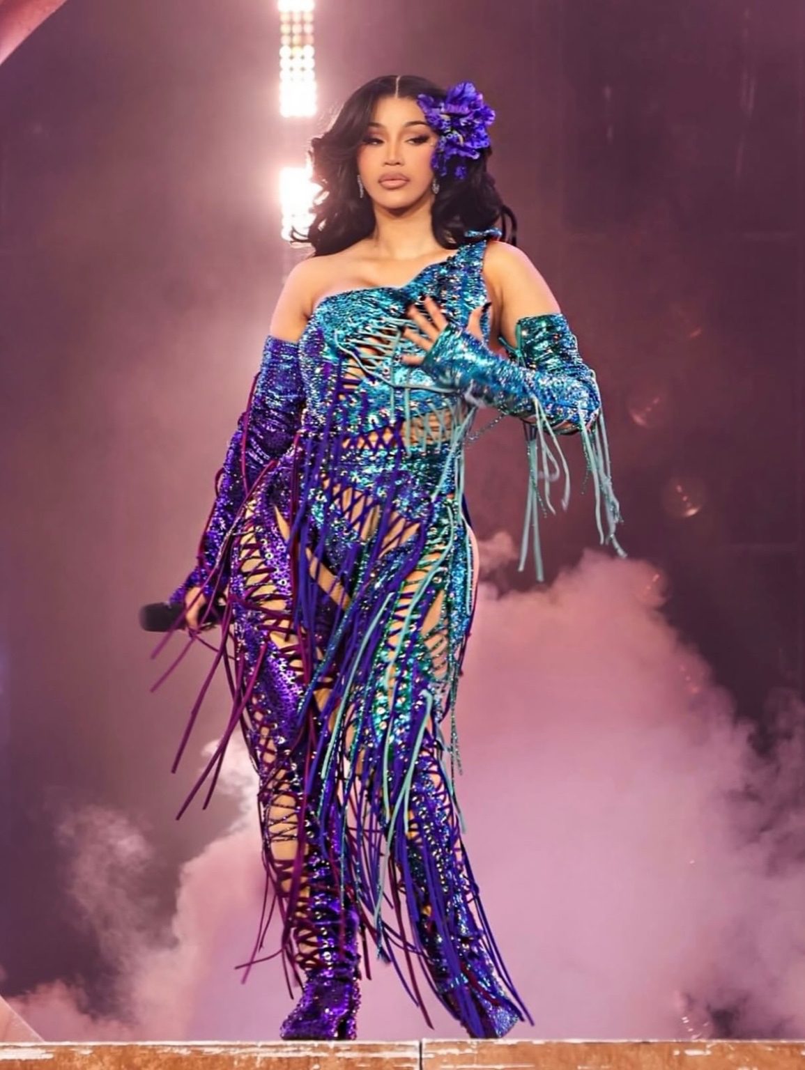 8 On Stage At The Little Miss Drama Tour Cardi B In Teal Plaid And Red Crystal Embellished Bryan Hearns Looks