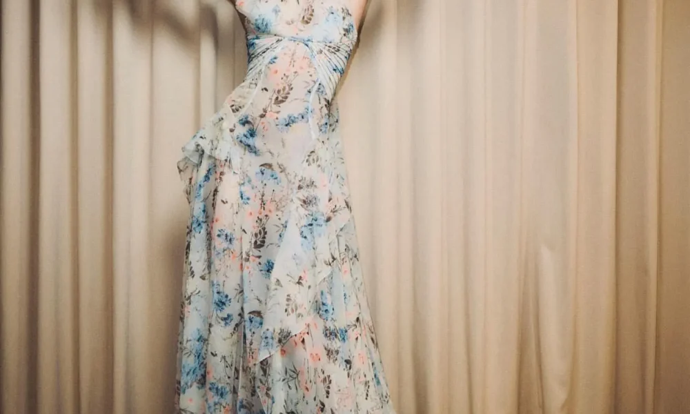 90909 Zendaya Stuns In Blue Floral Alexander McQueen Chiffon Gown On Jimmy Kimmel Live