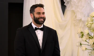 Alex-Love_Is_Blind_n_S10_E12_00_43_45_13R