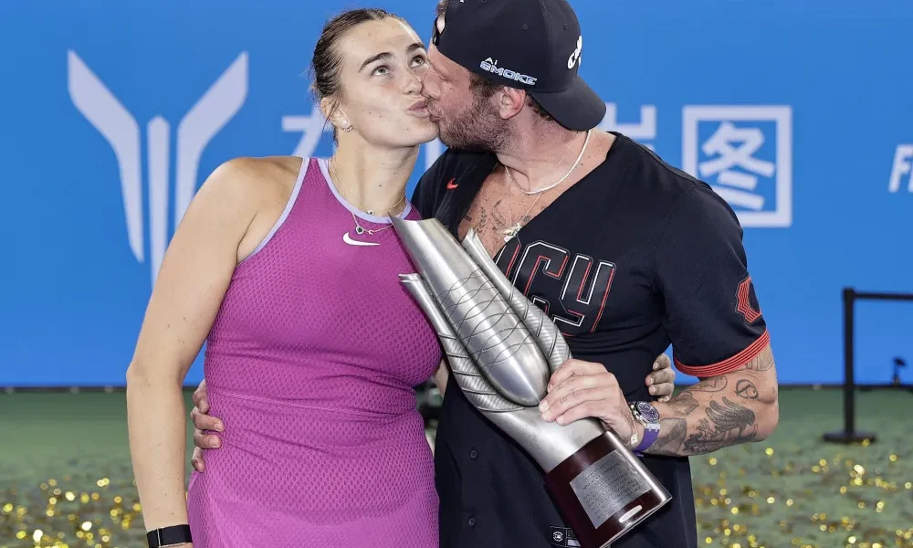 Aryna-Sabalenka-Kisses-Boyfriend-GettyImages-2178204439