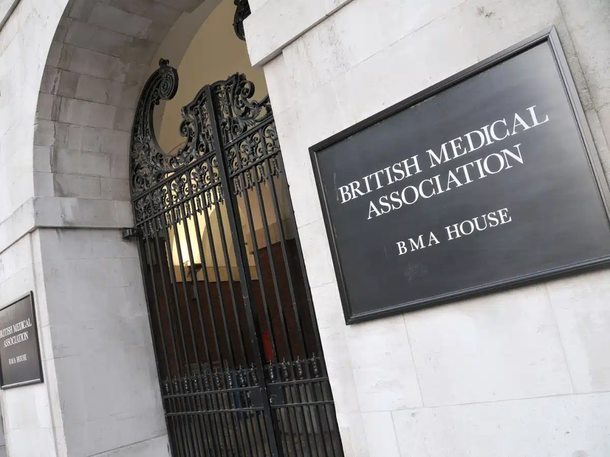BMA staff announce further walkout for same day as resident doctors' strike