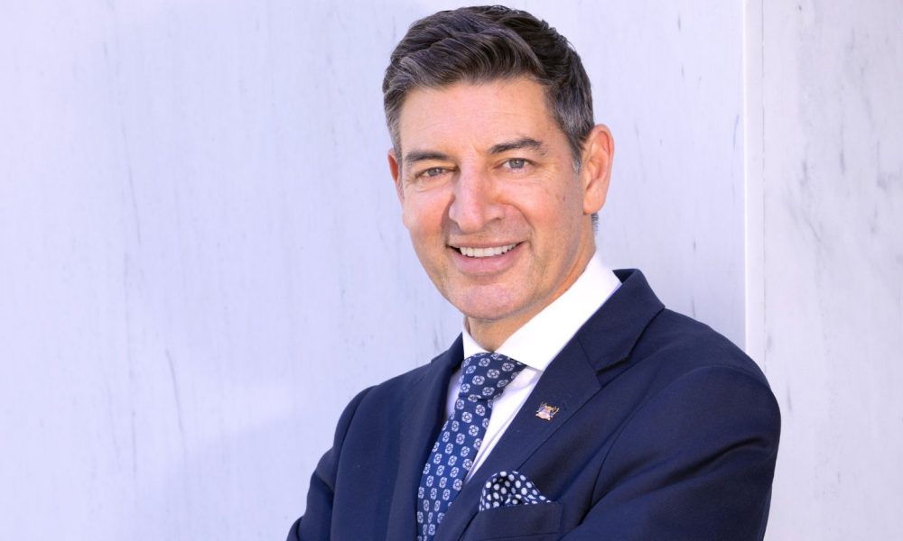 Opinion: Leaders return serve on transparency