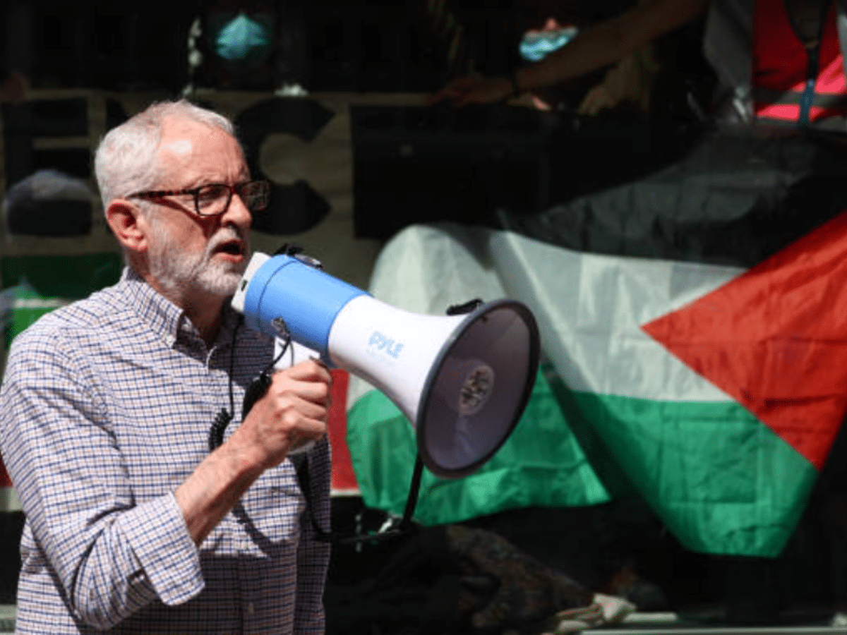 Corbyn tables bill on foreign use of UK military bases