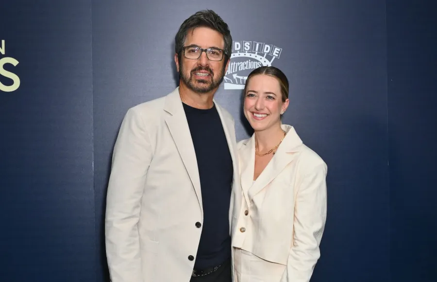 GettyImages-1251932928 Celebrities Who Are Grandparents Ray Romano Ally