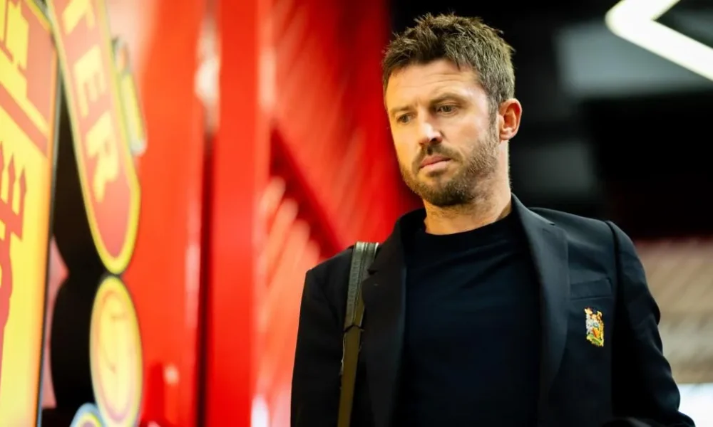 Michael Carrick told to get rid of two Man Utd stars to avoid 'foolhardy' mistake | Football