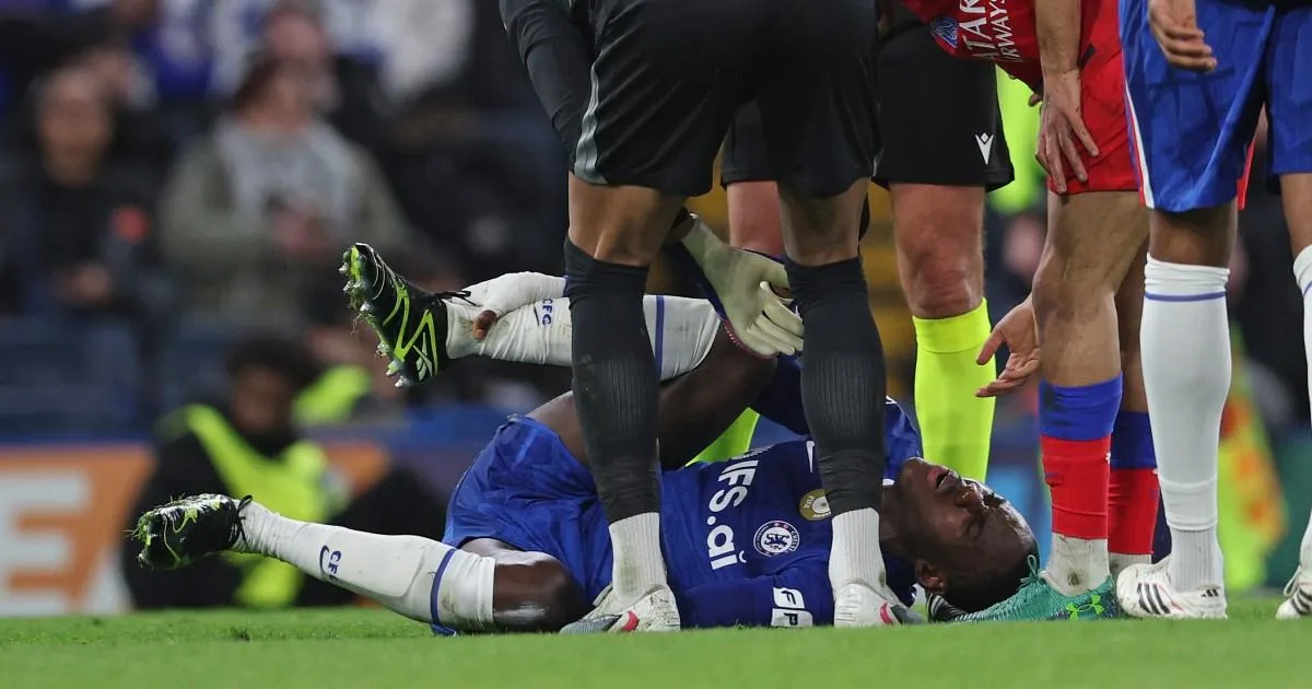Trevoh Chalobah injury update after Chelsea star stretchered off in PSG loss | Football