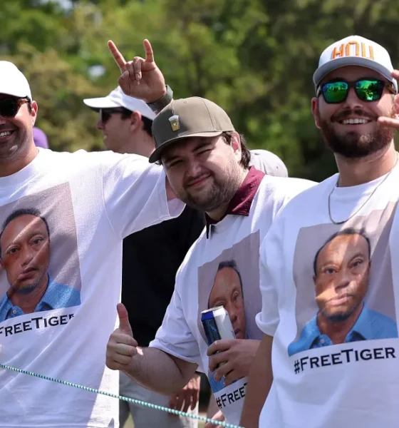 GettyImages-2268811288 Fans wearing Tiger Woods shirts