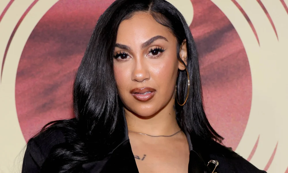 Fans Think Queen Naija & Clarence NYC Are Engaged After She Flexes HUGE Diamond Ring On Livestream