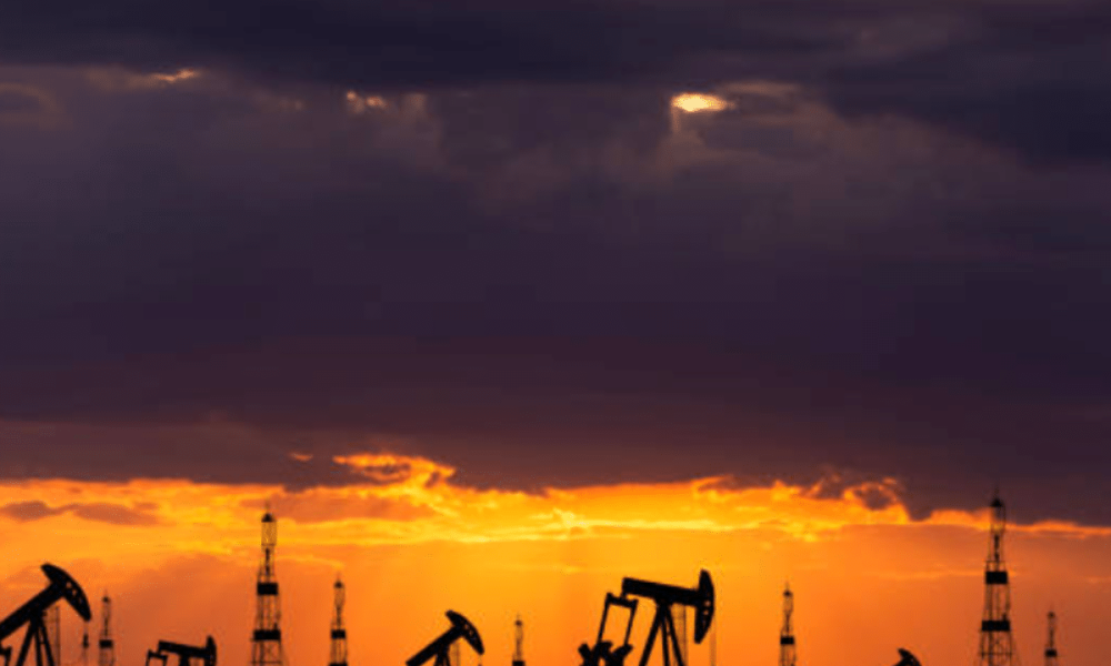 US eases sanctions on Russia in hunger for oil