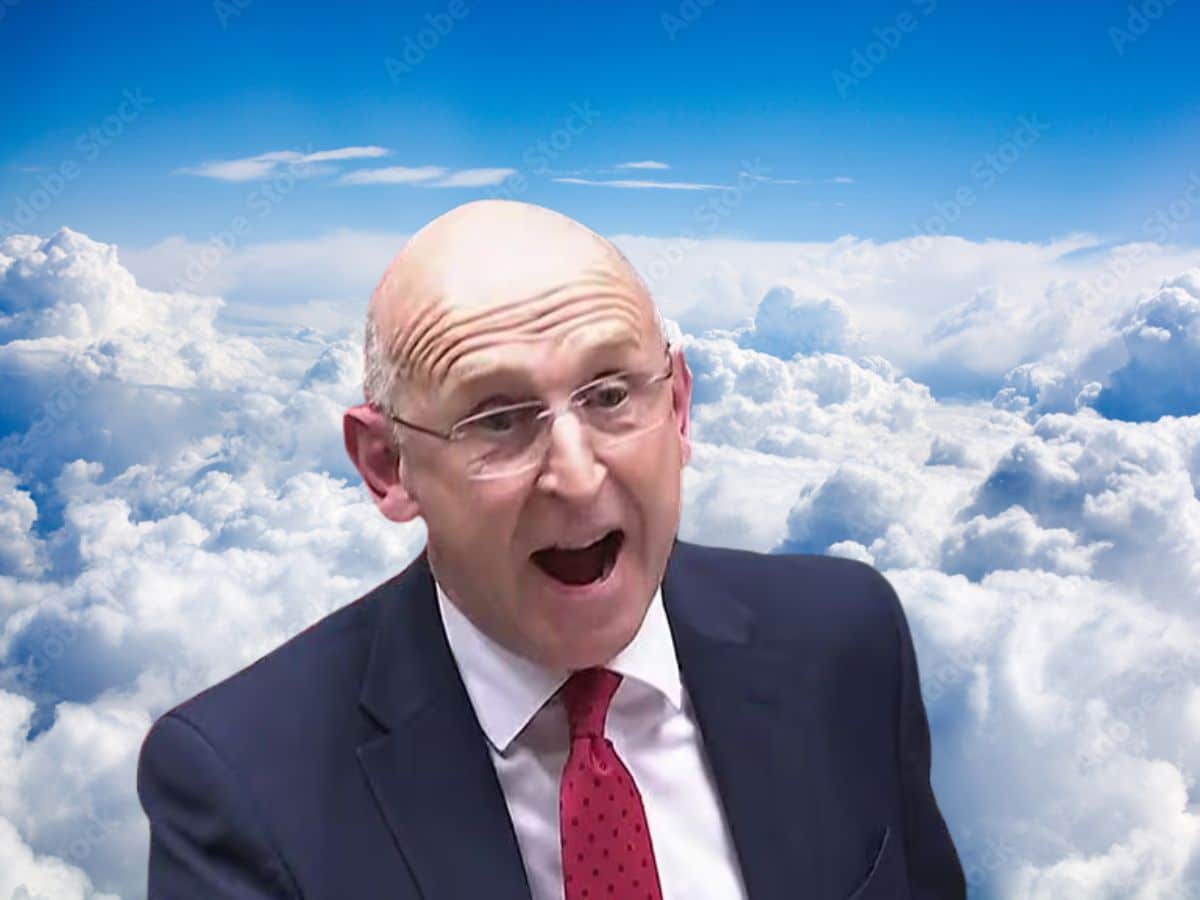 John Healey condemns 'indiscriminate' attacks on Bahrain