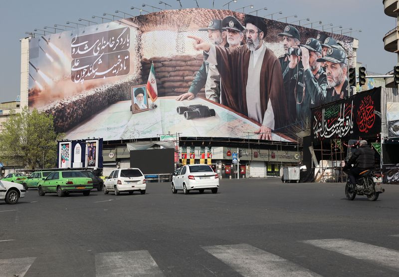 Hamas calls on Iran not to target neighboring countries but affirms its right to self-defence