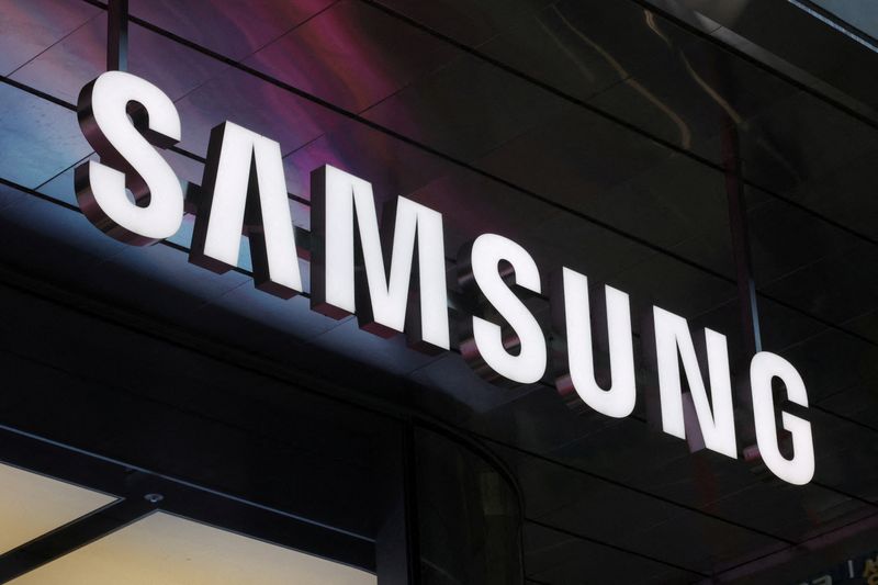 Samsung Elec plans to produce Tesla chips starting late 2027