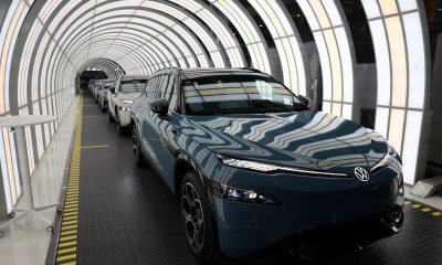 Volkswagen CEO tells newspaper German carmakers should look to Chinese planning