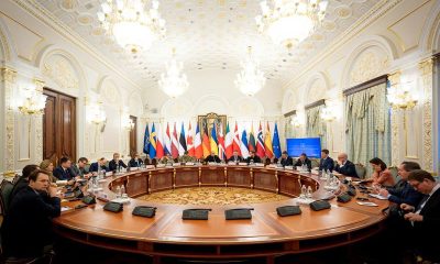 Zelenskiy urges allies to keep up pressure on Russia ahead of talks with US