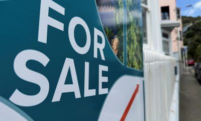 Analysis-New Zealand struggles to regain economic mojo without housing recovery