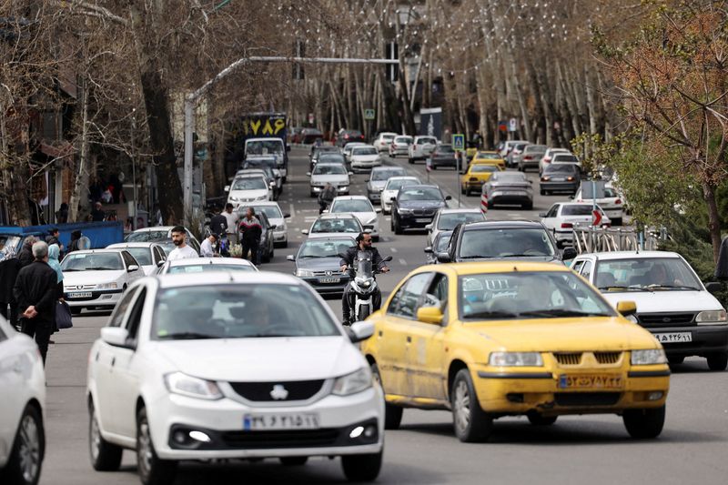 Morning Bid: Deal, or no deal?