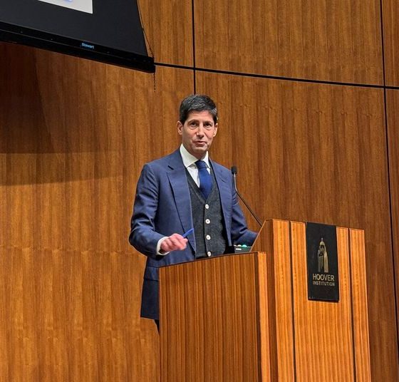 Senate committee plans Warsh’s Fed nomination hearing as soon as week of April 13, Punchbowl reports