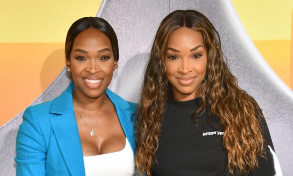 Malika & Khadijah Haqq Puzzle Fans After Posting Photo Of Them Kissing On The Lips In Celebration Of Their Birthday (PHOTO)