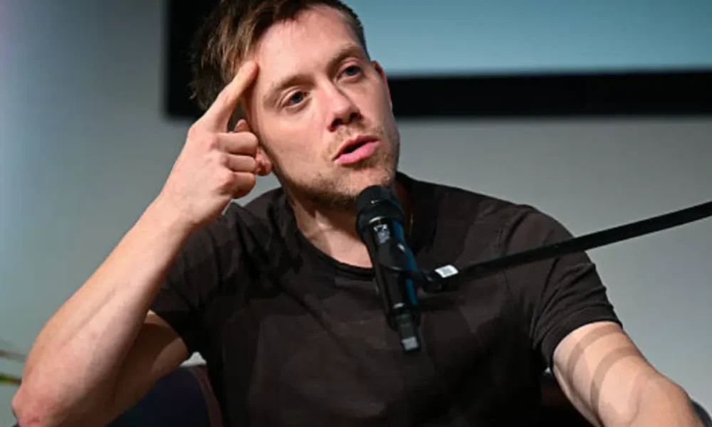Owen Jones wins legal victory over BBC editor