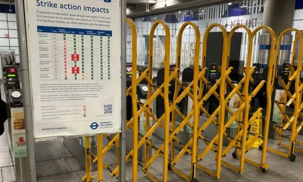 RMT calls off March tube strikes after further talks still ongoing