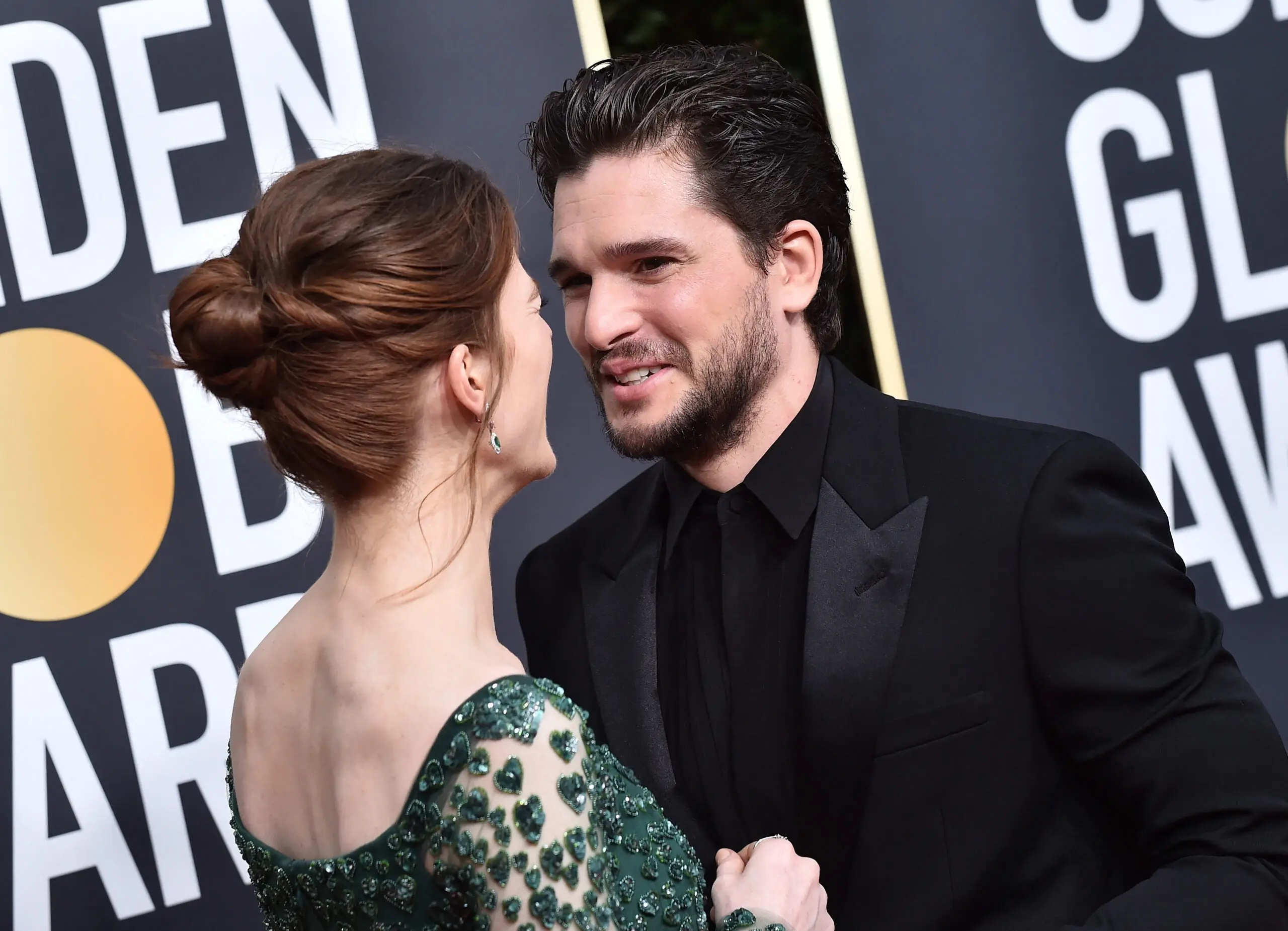Rose Leslie and Kit Harington on the red carpet