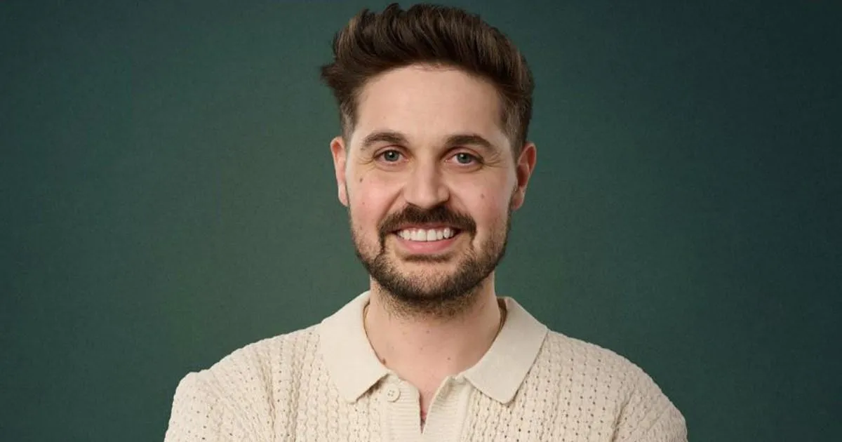 Channel 4 fans are utterly flummoxed after 33-year-old reveals he's a grandad