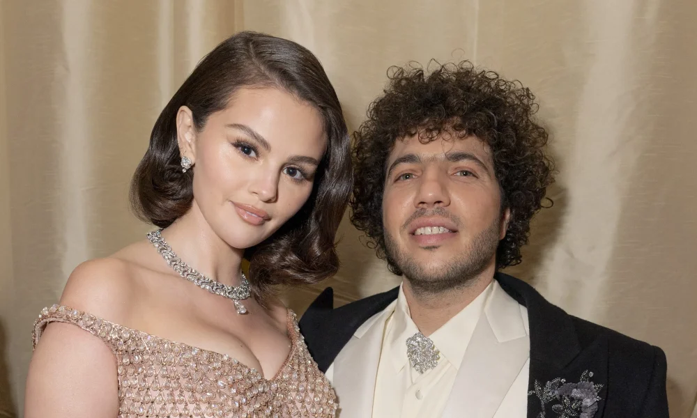 Now Sis! Social Media Sounds OFF After Video Shows Selena Gomez Kissing Benny Blanco's Dirty Foot (WATCH)