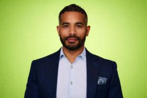 Simon Peters Crypto Analyst Etoro