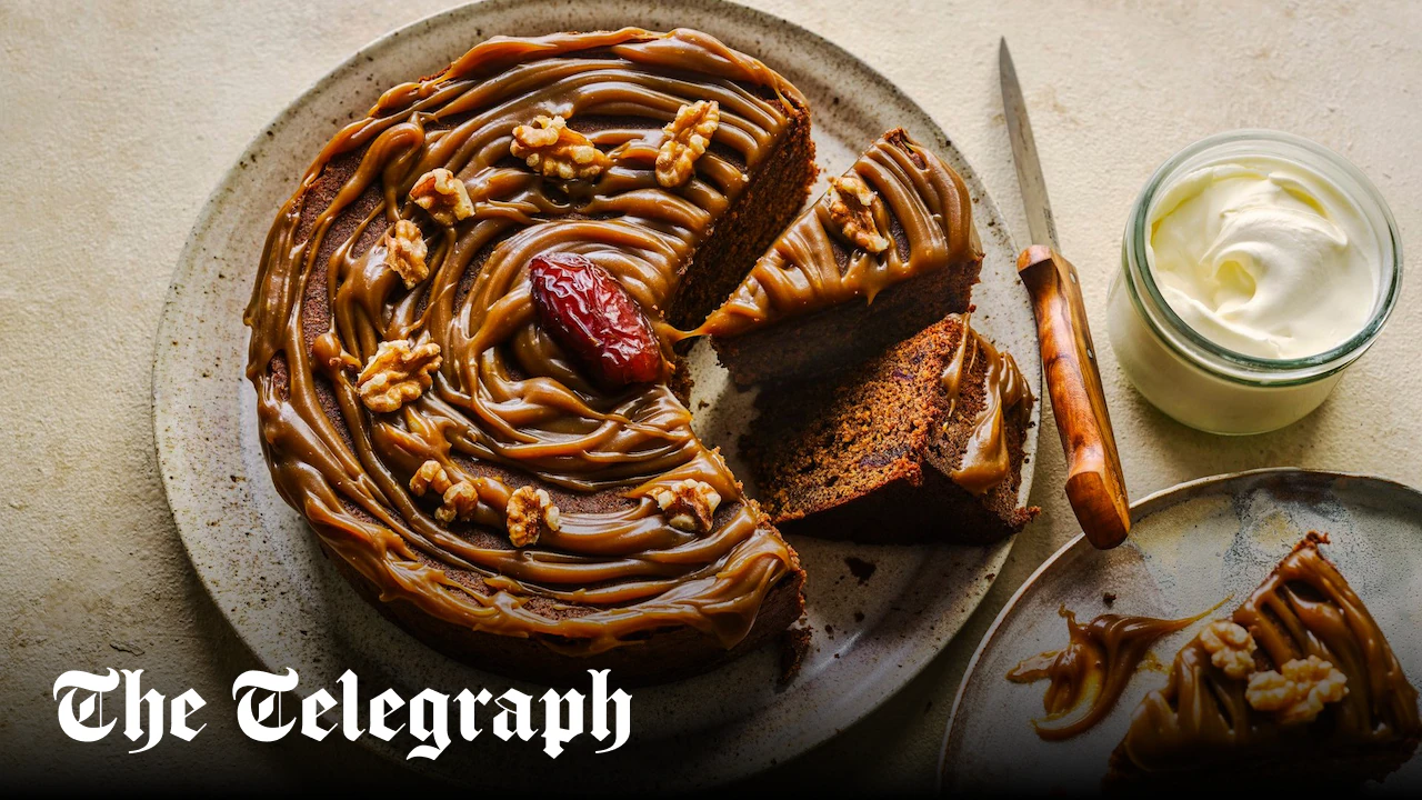 Sticky toffee pudding cake recipe
