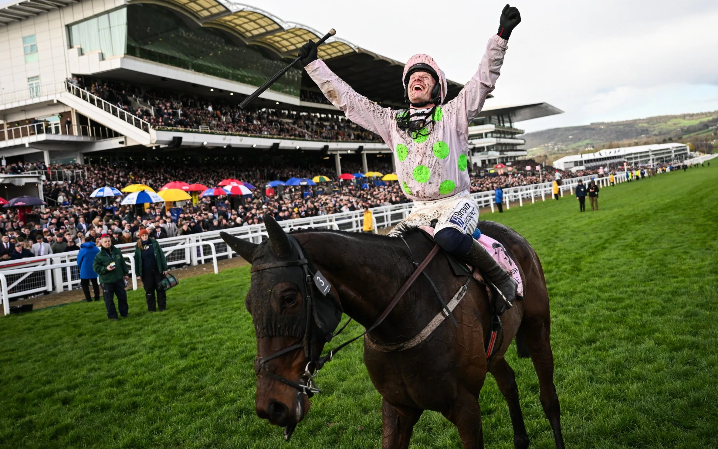Gaelic Warrior storms to Gold Cup glory as Mullins makes extraordinary look normal