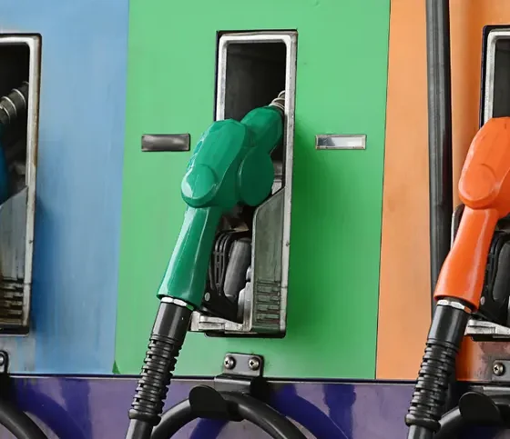 Thailand's Oil Fund Cuts Subsidies and Raises Fuel Prices by 6 Baht