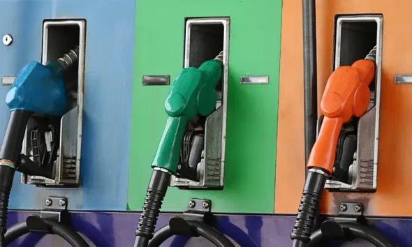 Thailand's Oil Fund Cuts Subsidies and Raises Fuel Prices by 6 Baht