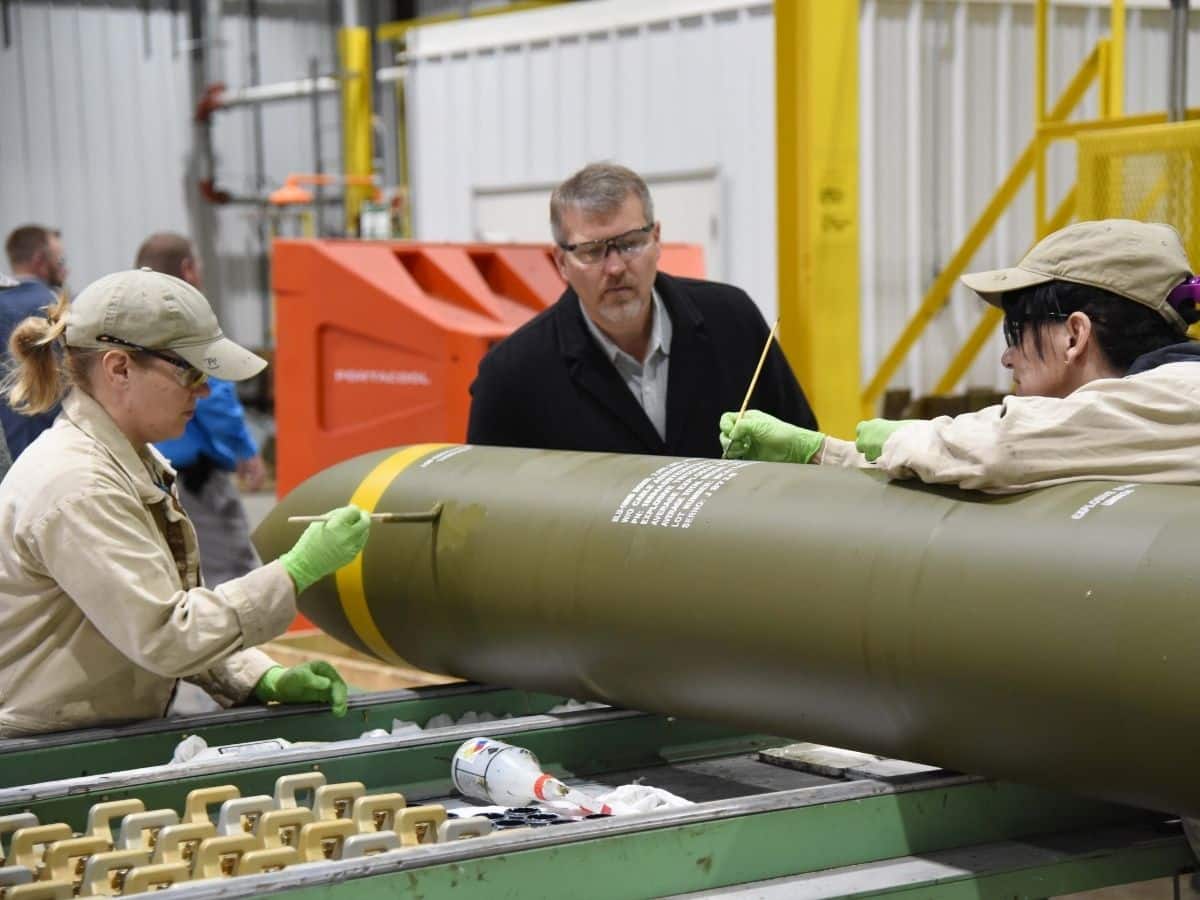 Trump orders ammunition, the military industrial complex obliges