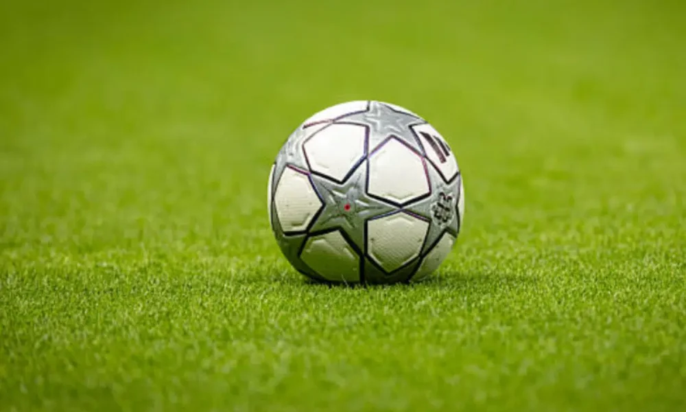 UEFA rejects English clubs plea for more players