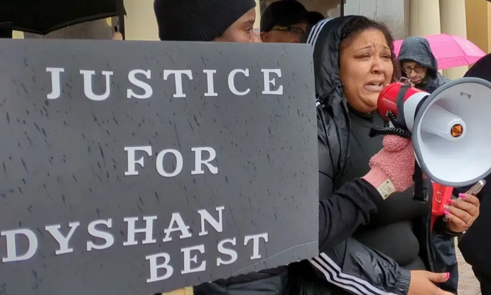 US police took dying Black man's ambulance for themselves