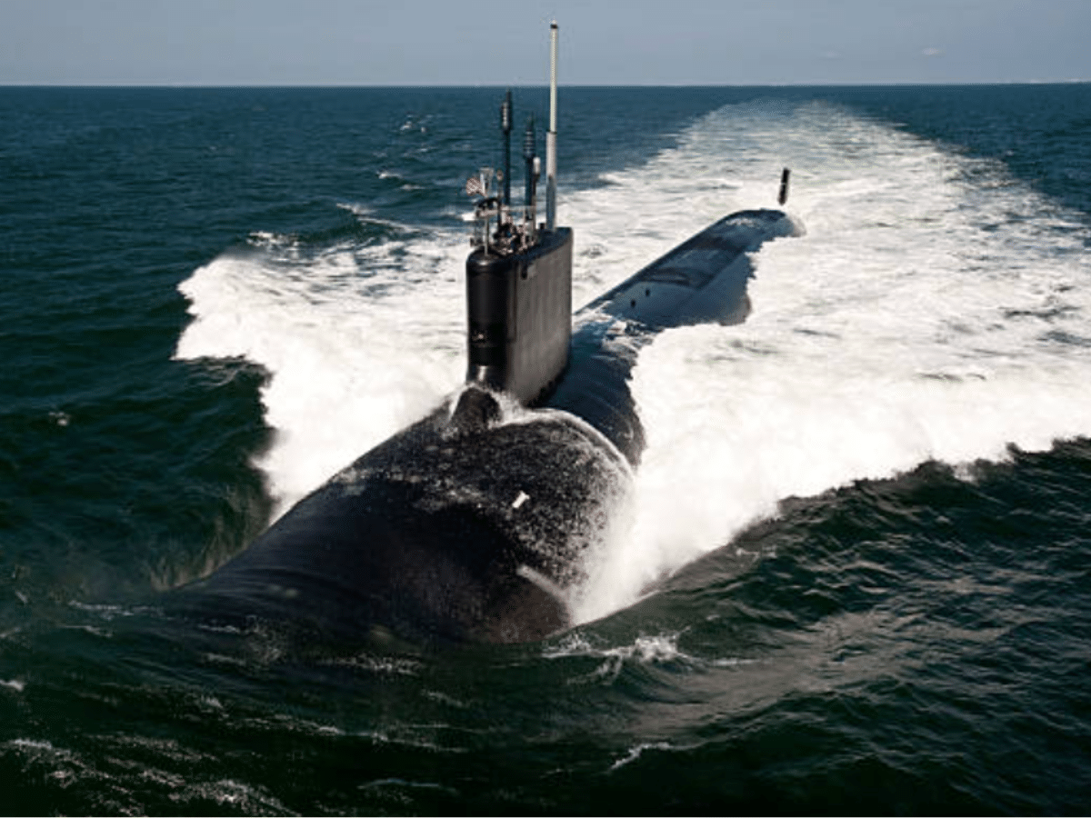 Iran submarine sunk by US torpedo