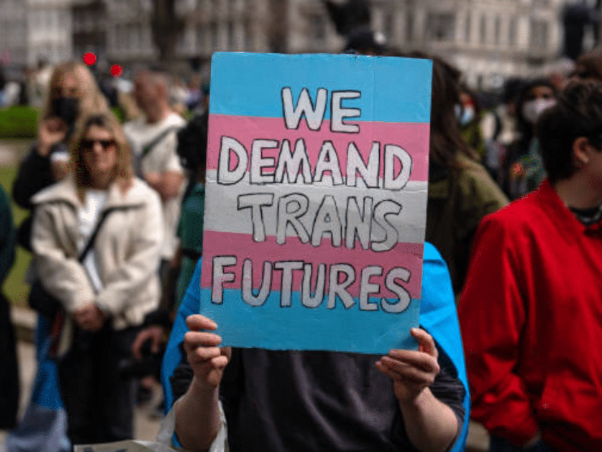 Trans driving ban in Kansas comes into effect