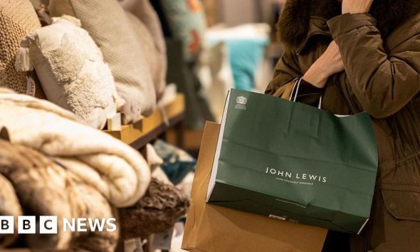 John Lewis pays first staff bonus since 2022