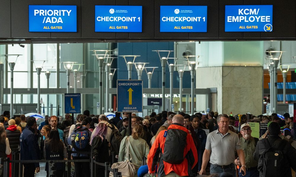 Austin Airport TSA Lines wrap outside amid DHS shutdown