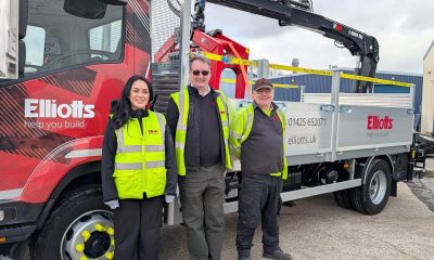 Elliotts strengthens its deliveries with new specialist crane lorry