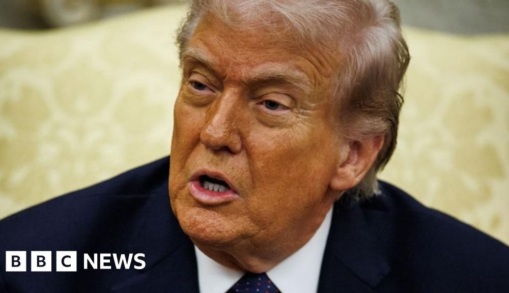 Trump threatens to halt trade with Spain over military base access