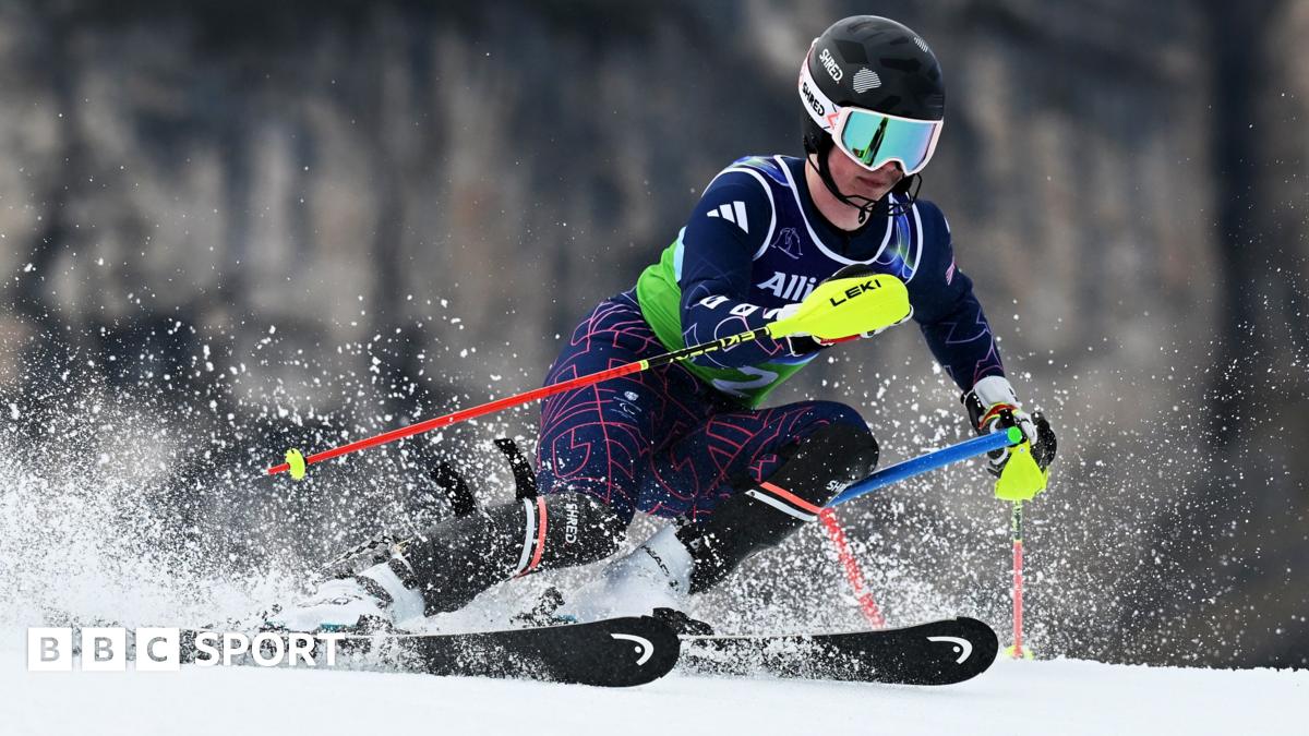 Neil Simpson skiing at the Winter Paralympics