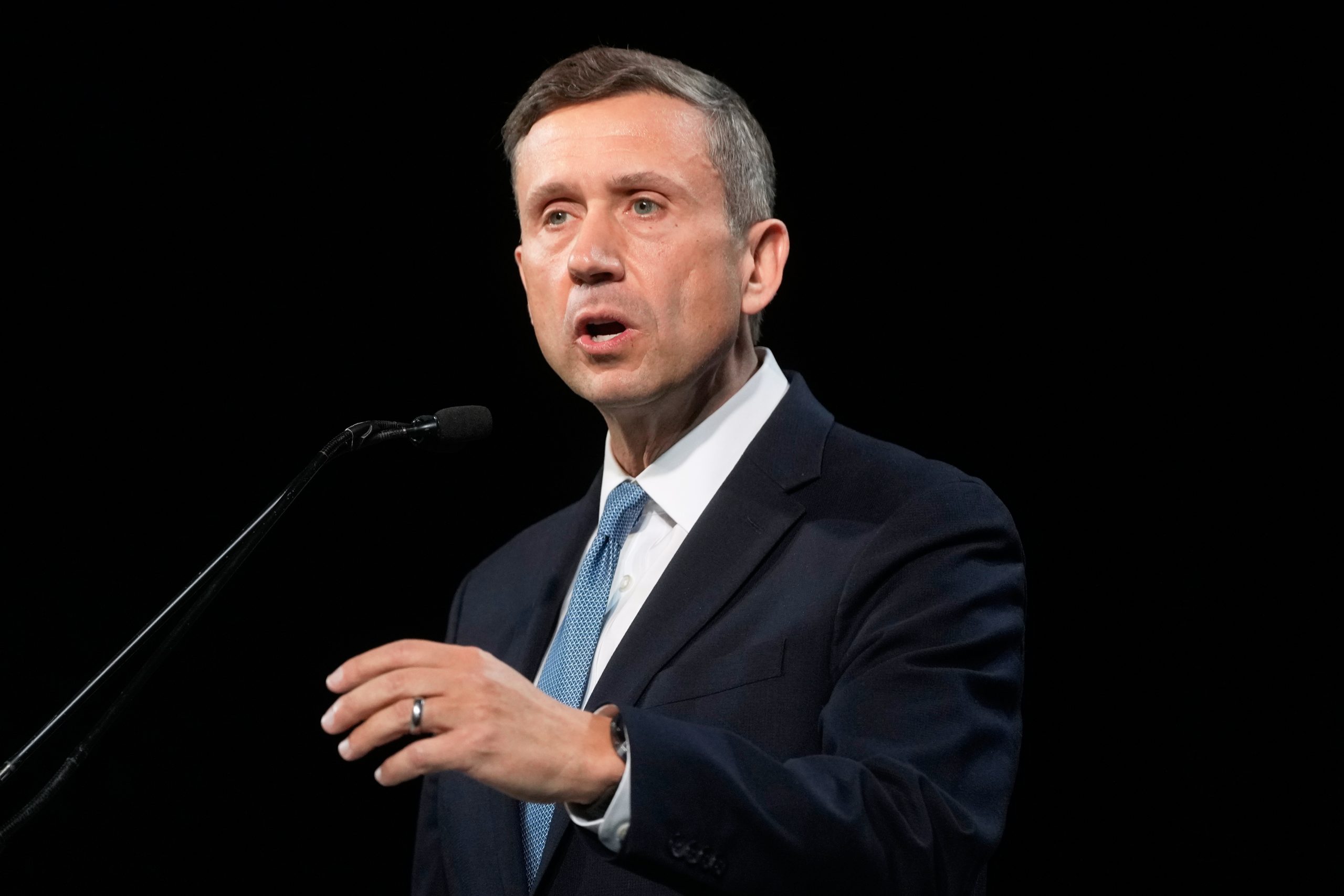 DNC scraps midterm convention plans