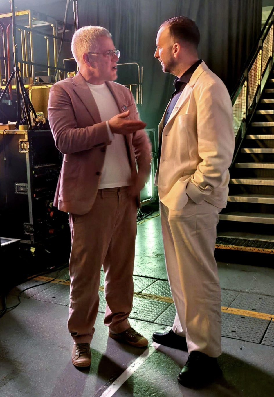 Caption Contest (Peas in a Pod Edition)