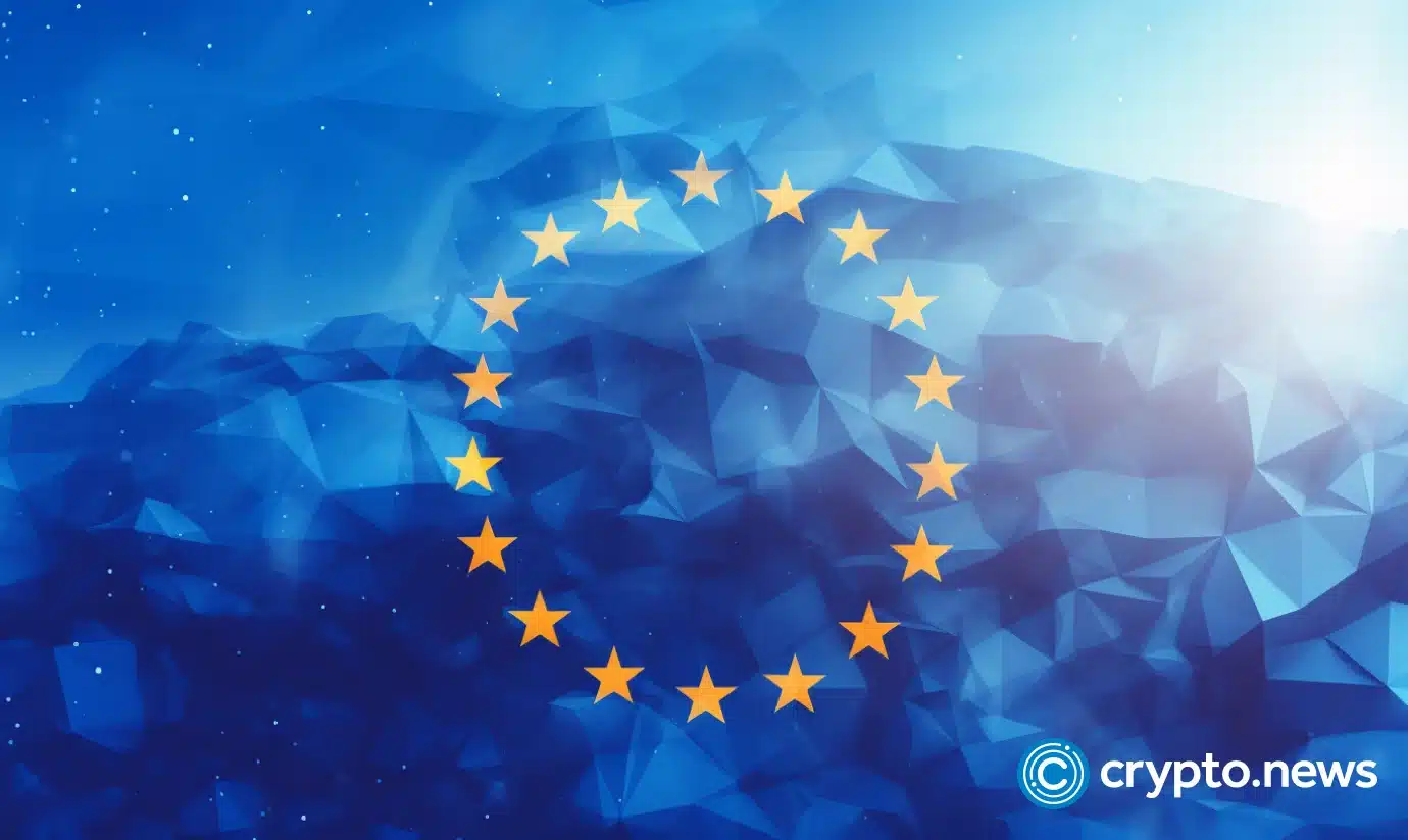 ECB warns stablecoins threaten bank funding as Visa, Mastercard expand