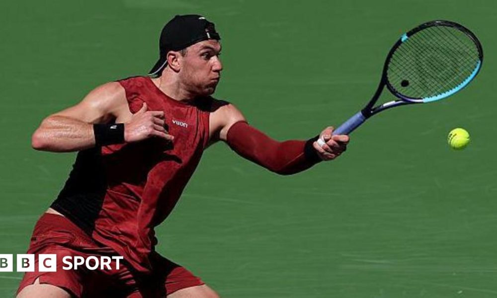 Jack Draper plays a shot during his win over Francisco Cerundolo at Indian Wells in 2026